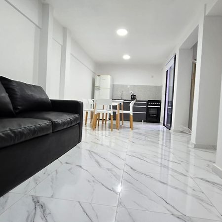 Departamento A Estrenar Zona Centrica Mar De Ajo Apartment Luaran gambar